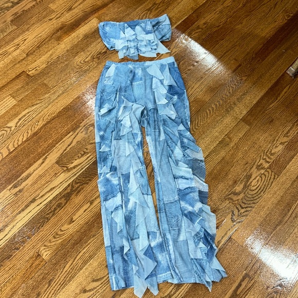 two piece set - Picture 5 of 5